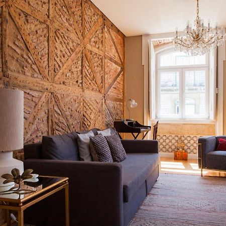 Alfama Baixa Spacious And Bright Apartment Blends The Historic And The Contemporary 2 Bedrs & 2 Bathrs Ac 18Th Century Building Lizbona Zewnętrze zdjęcie